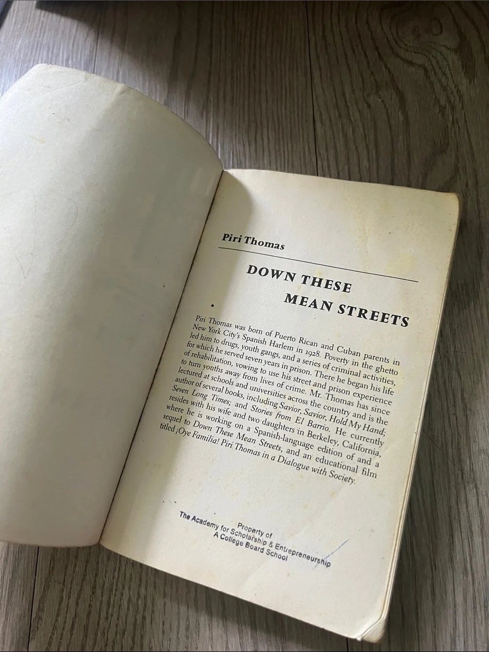 Down These Mean Streets by Piri Thomas — Yellow/Black Cover